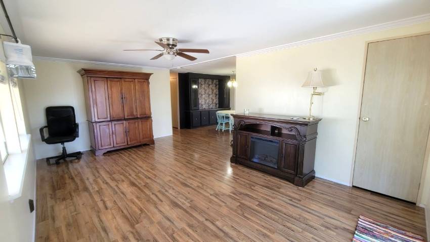 203 Rainbow Lane West a Dundee, FL Mobile or Manufactured Home for Sale